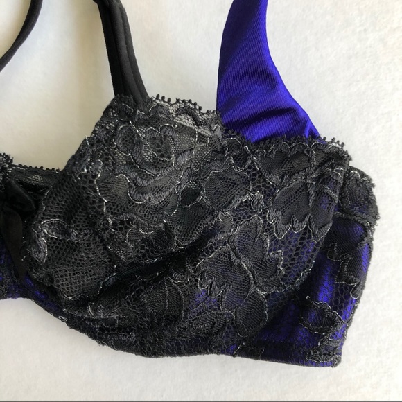 Black & Blue Victoria Secret lace bra - Picture 2 of 7